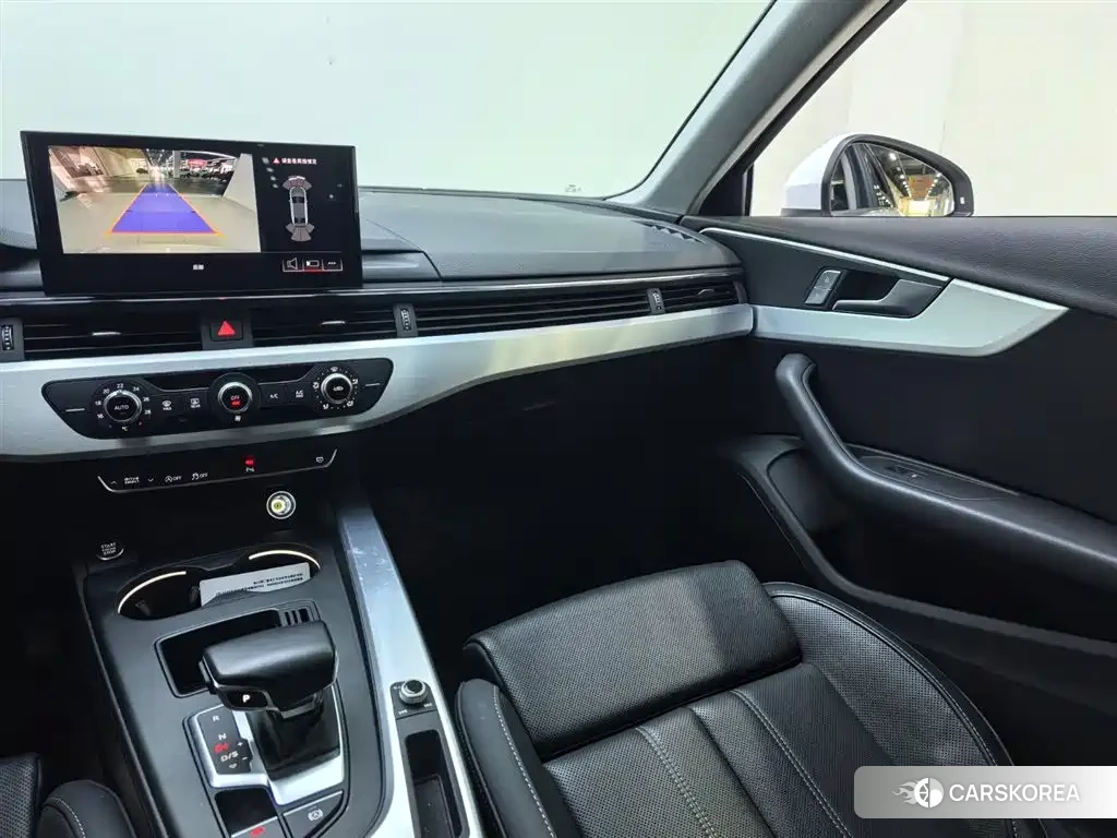 Audi A4L id 4559853 из Китая 16