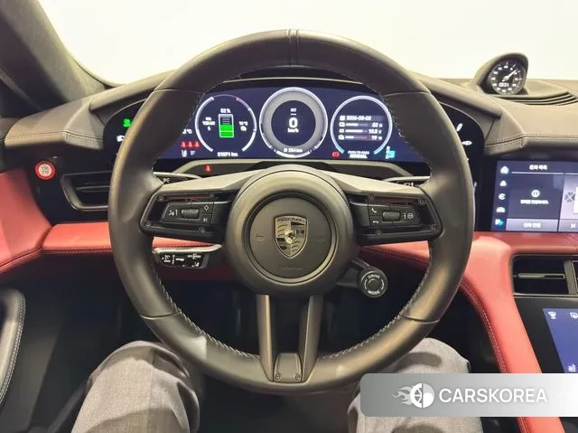 Porsche Taycan id 3739340 из Кореи 20