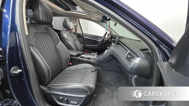 Genesis G70 id 3796078 из Кореи 20