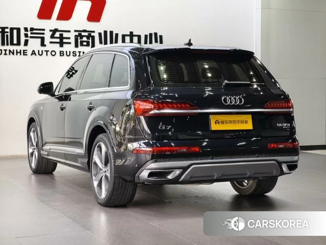 Audi Q7 id 4219202 из Китая 28