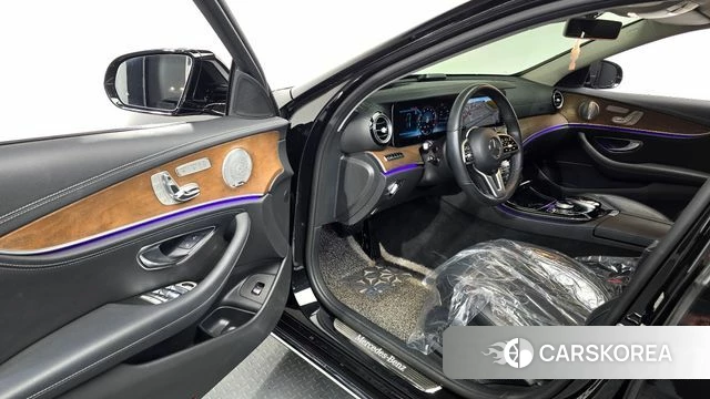 Mercedes-Benz E-Class W213 id 4610425 из Кореи 32