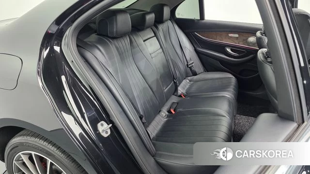 Mercedes-Benz E-Class W213 id 4397355 из Кореи 32