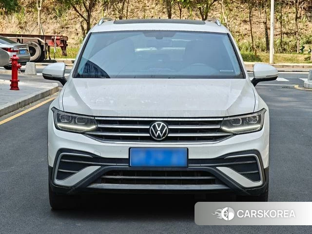 Volkswagen Tiguan L id 4277440 из Китая 12