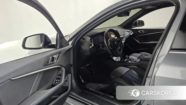 BMW 1 Series (F40) id 3300107 из Кореи 20