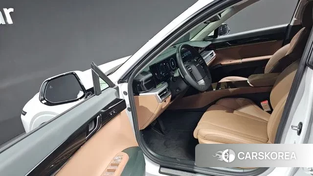 Hyundai Grandeur Hybrid (GN7) id 3026675 из Кореи 20