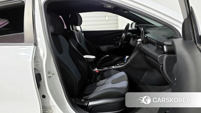 Hyundai Veloster (JS) id 3845883 из Кореи 20
