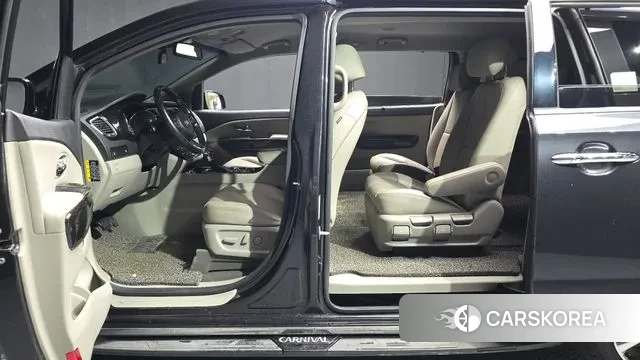 Kia The New Carnival id 3636600 из Кореи 20