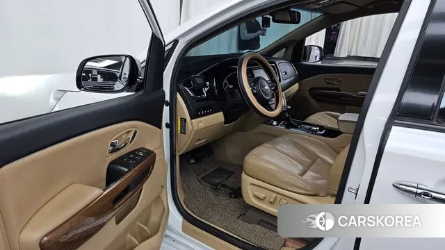 Kia All New Carnival id 3692945 из Кореи 20