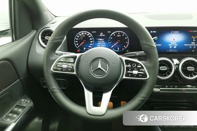 Mercedes-Benz Class B id 4329095 из Китая 24