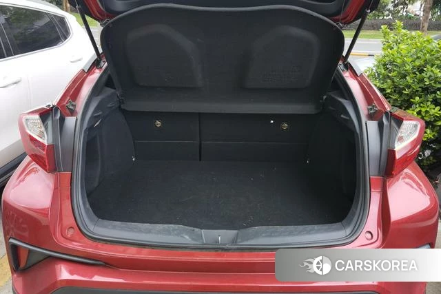 Toyota C-HR id 4336345 из Китая 17