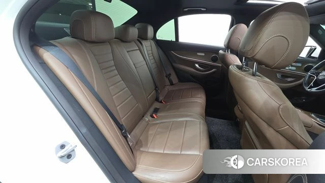 Mercedes-Benz E-Class W213 id 4906419 из Кореи 33