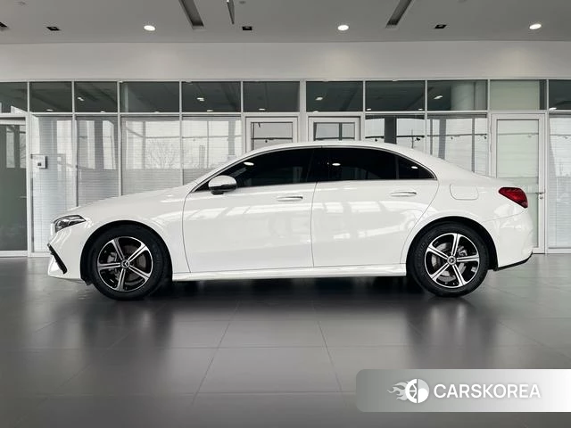 Mercedes-Benz Class A id 3913843 из Китая 26