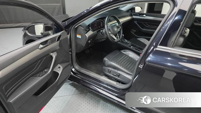 Volkswagen Passat GT (B8) id 4309495 из Кореи 30