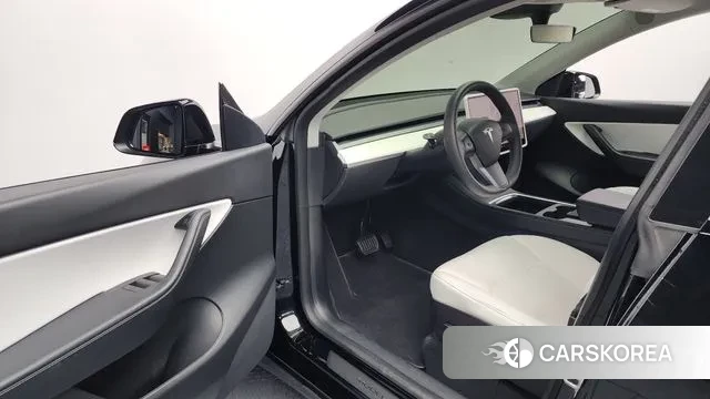 Tesla Model Y id 3591507 из Кореи 20