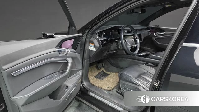 Audi e-Tron id 4179054 из Кореи 21
