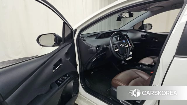 Toyota Prius 4th Generation id 3912042 из Кореи 20