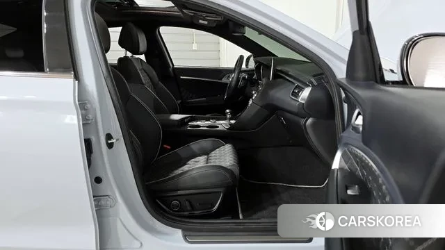 Genesis G70 id 2886384 из Кореи 20