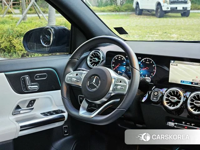 Mercedes-Benz GLA - Class H247 id 4688597 из Кореи 20