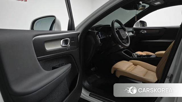 Volvo XC40 id 4592414 из Кореи 34