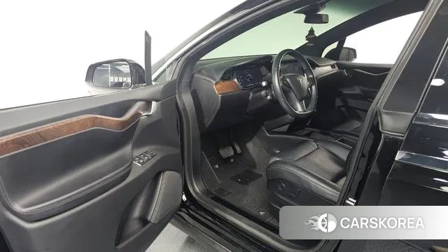 Tesla Model X id 3536099 из Кореи 20