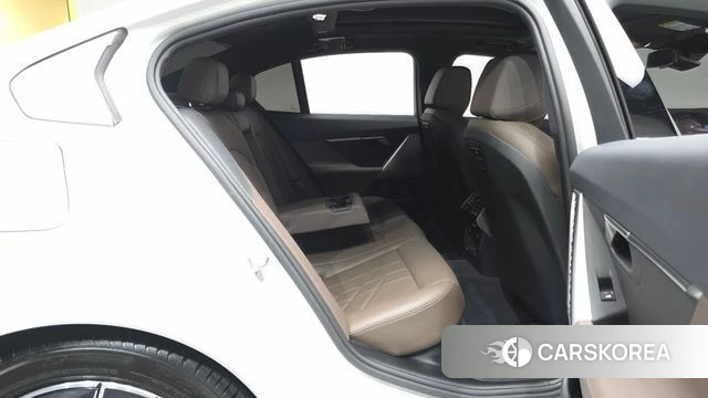 BMW 5 Series (G60) id 4749231 из Кореи 36