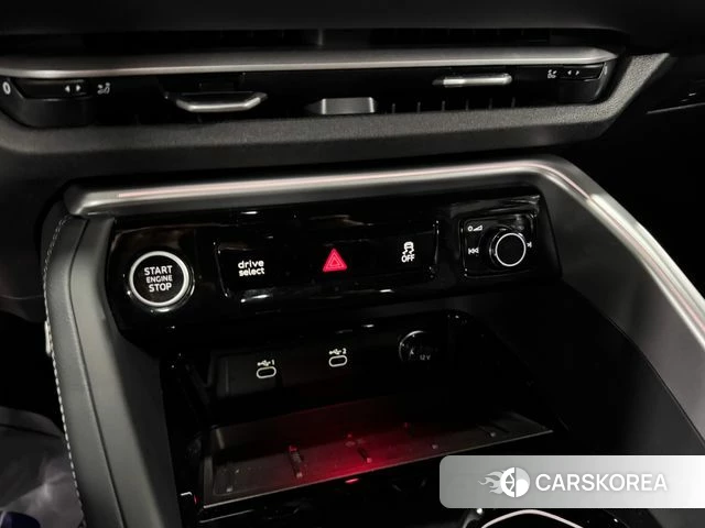 Audi Q5 (80A) id 3786046 из Кореи 15