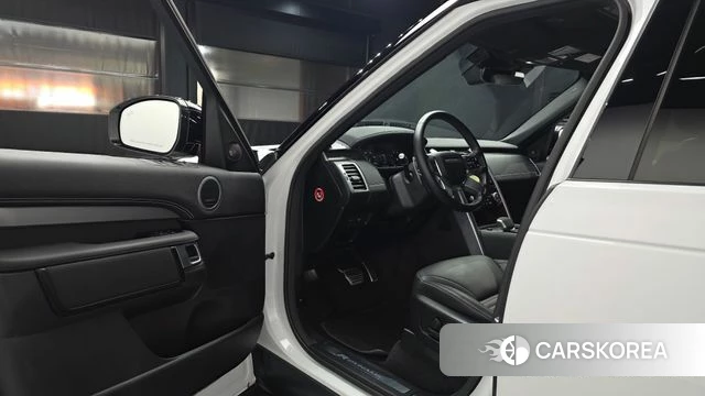 Land Rover Discovery 5 id 3793294 из Кореи 20