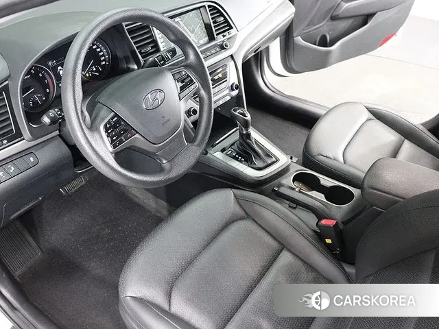 Hyundai Avante AD id 3041506 из Кореи 20