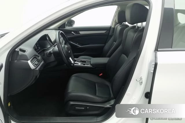 Honda Accord id 3993485 из Китая 24