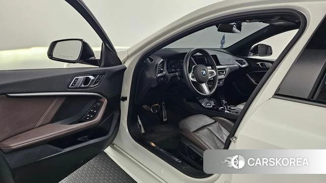 BMW 1 Series (F40) id 3941799 из Кореи 20