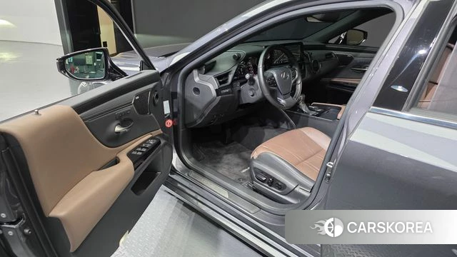 Lexus ES300h 7th generation id 4898333 из Кореи 39
