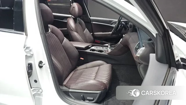 Genesis The New G70 id 3607379 из Кореи 20