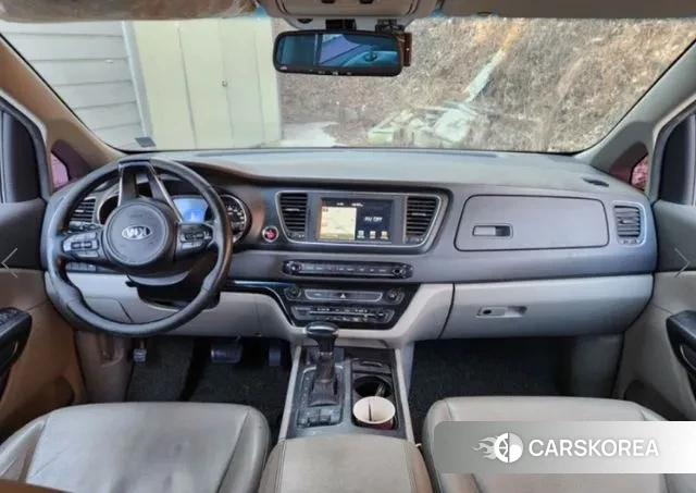 Kia All New Carnival id 3568782 из Кореи 16