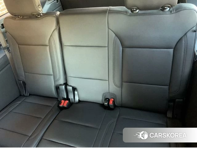 Chevrolet Suburban id 4239539 из Китая 10