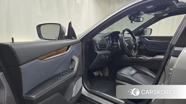 Maserati Levante id 3351184 из Кореи 20