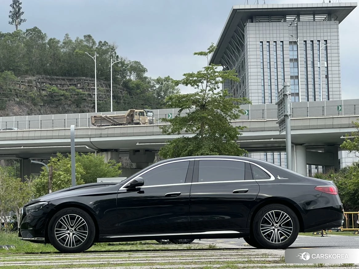 Mercedes-Benz E-class id 4413483 из Китая 22