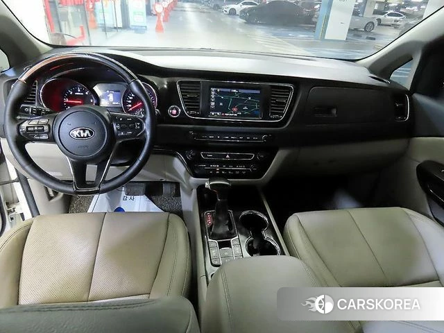 Kia The New Carnival id 4305132 из Кореи 20