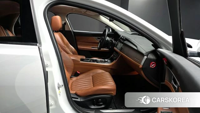 Jaguar XF (X260) id 3861780 из Кореи 20