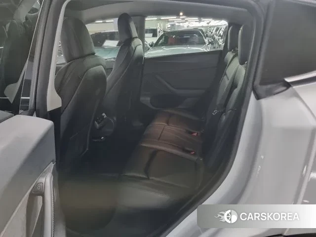 Tesla Model Y id 3463717 из Кореи 20