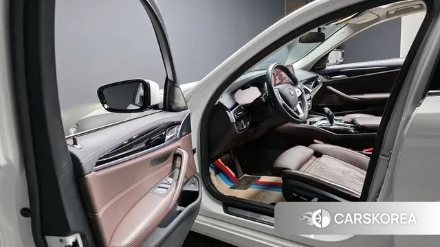 BMW 5 Series (G30) id 3290756 из Кореи 20