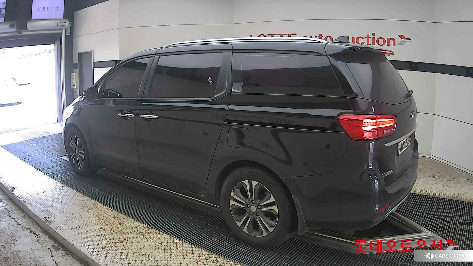 Kia Carnival id 4664326 из Кореи 38