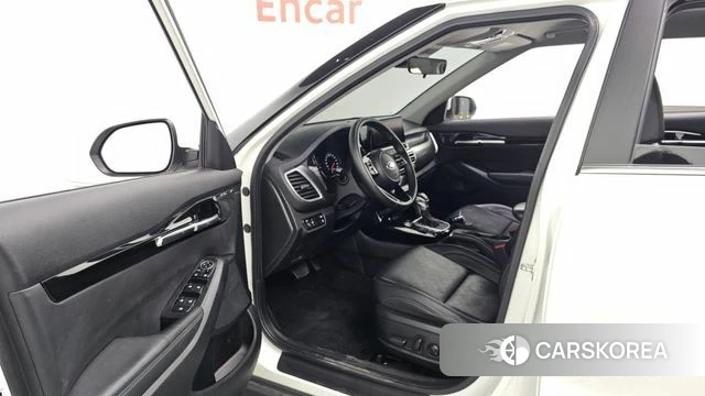 Kia Seltos id 4697675 из Кореи 31
