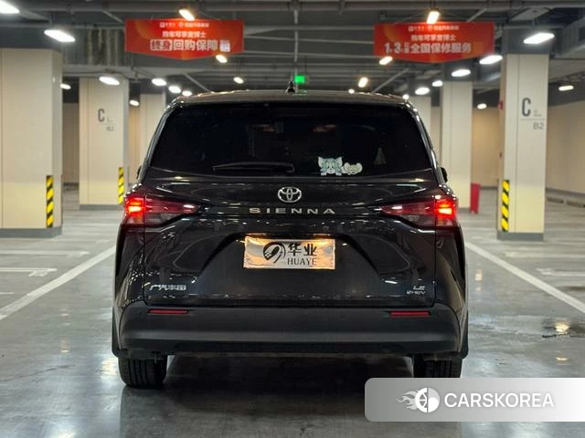 Toyota Saina id 4297916 из Китая 10