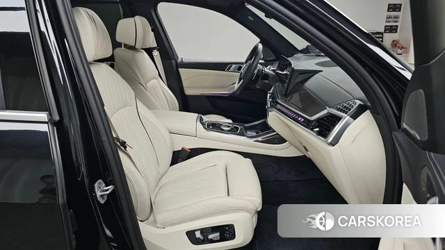BMW X7 (G07) id 4705909 из Кореи 35
