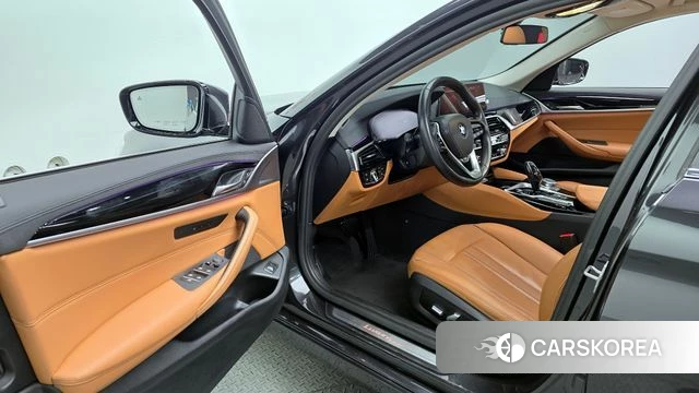 BMW 5 Series (G30) id 3800901 из Кореи 20