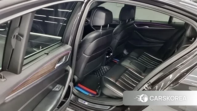 BMW 5 Series (G30) id 3485091 из Кореи 18