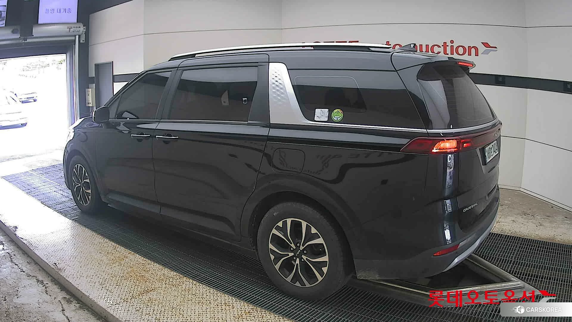 Kia Carnival id 4674194 из Кореи 36