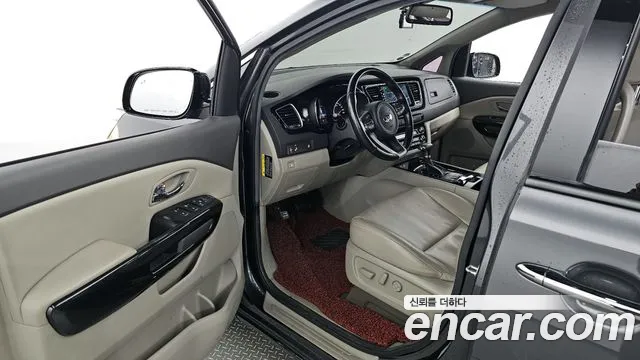 Kia All New Carnival id 2714210 из Кореи 20