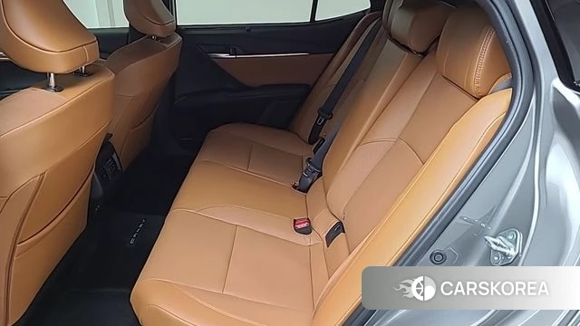 Toyota Camry (XV80) id 4321632 из Кореи 20
