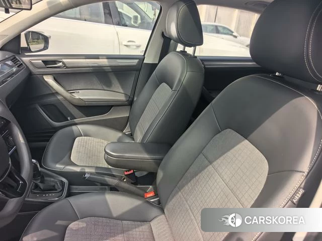 Volkswagen Santana id 4240199 из Китая 24